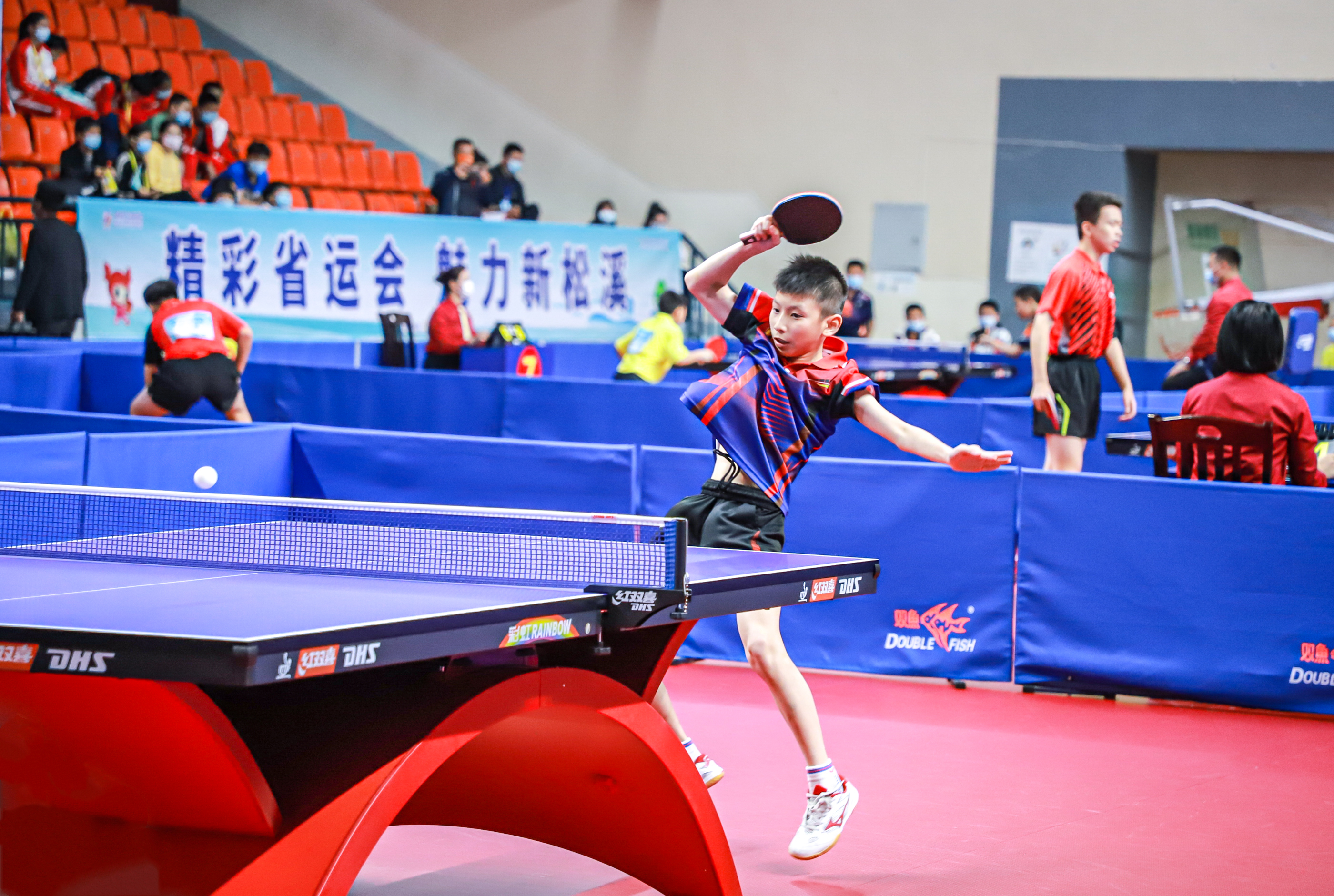 观点分歧明 观点分歧明