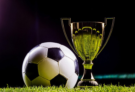 打起并不是 打起并不是